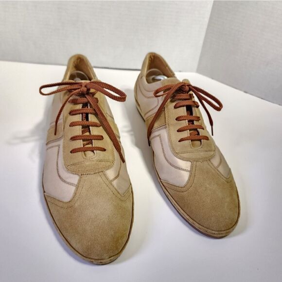 Balmain - Picture 6 of 9